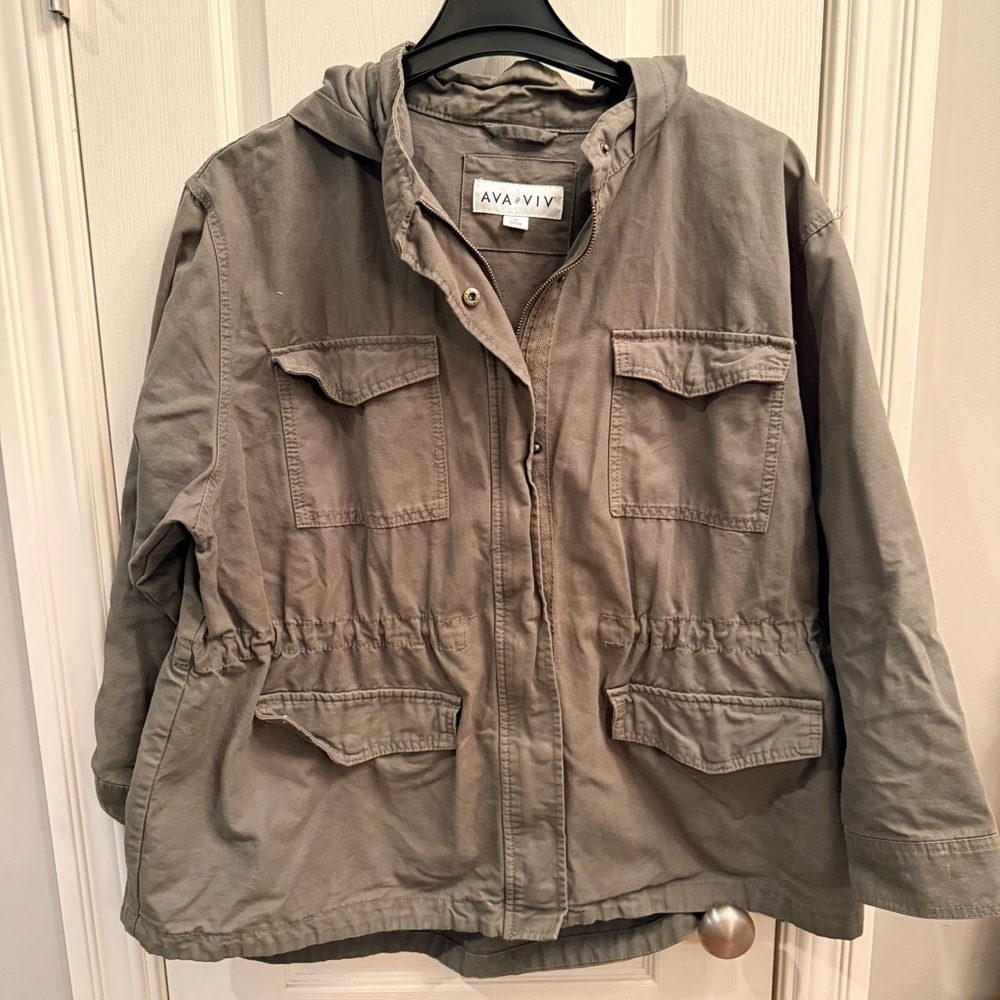 Ava & Viv olive green military-style utility jacket. Size 1x